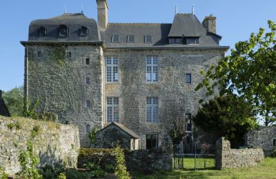 Schloss kaufen Lamballe, Le Tertre Rogon, Bretagne:  Rückansicht