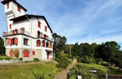 Historische Villa kaufen 28894 Boleto, Piemont:  Garten