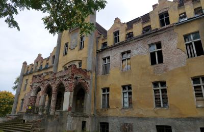 Schloss kaufen Dobrowo, Westpommern:  Vorderansicht