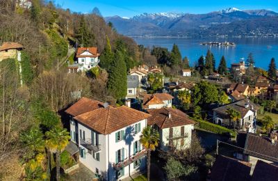 Charakterimmobilien, Bürgerliche Villa in Stresa, Blick auf die Borromäische Inseln