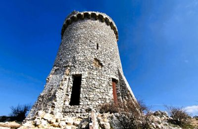Burg kaufen Latium:  Turm