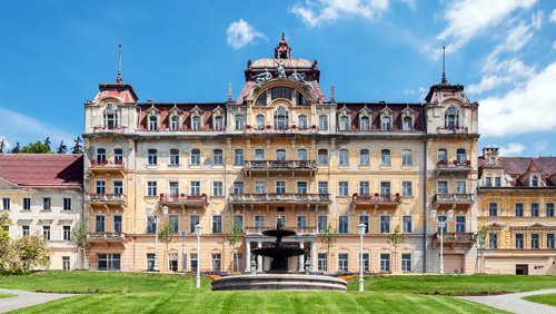 Neues Potential entdecken - Sonderimmobilien im In- und Ausland als lukrative Kapitalanlage