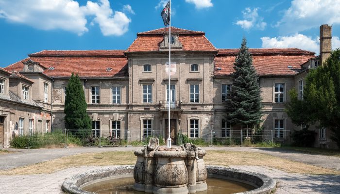 Brandenburg an der Havel: Schloss zu versteigern