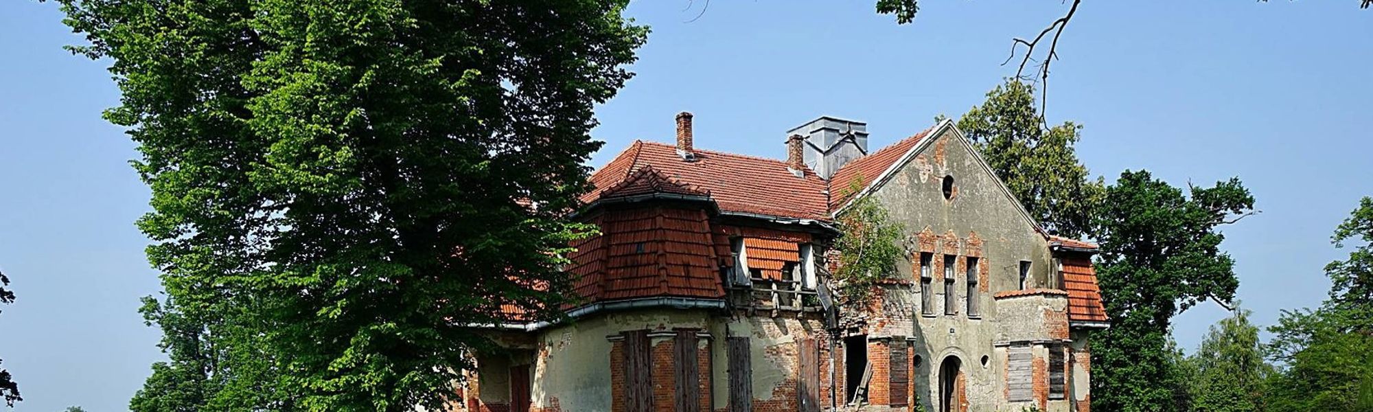 Fotos Kleines Gutshaus mit Teich und Park in Pommern
