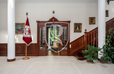 Herregård til salgs Przedbórz, województwo łódzkie, Inngangshall