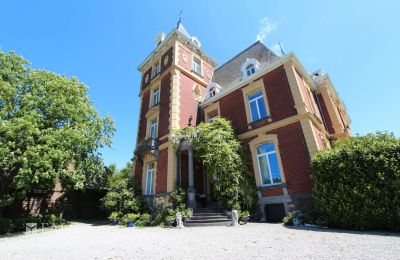 Karaktereiendommer, Château bei Lüttlich in Wallonien