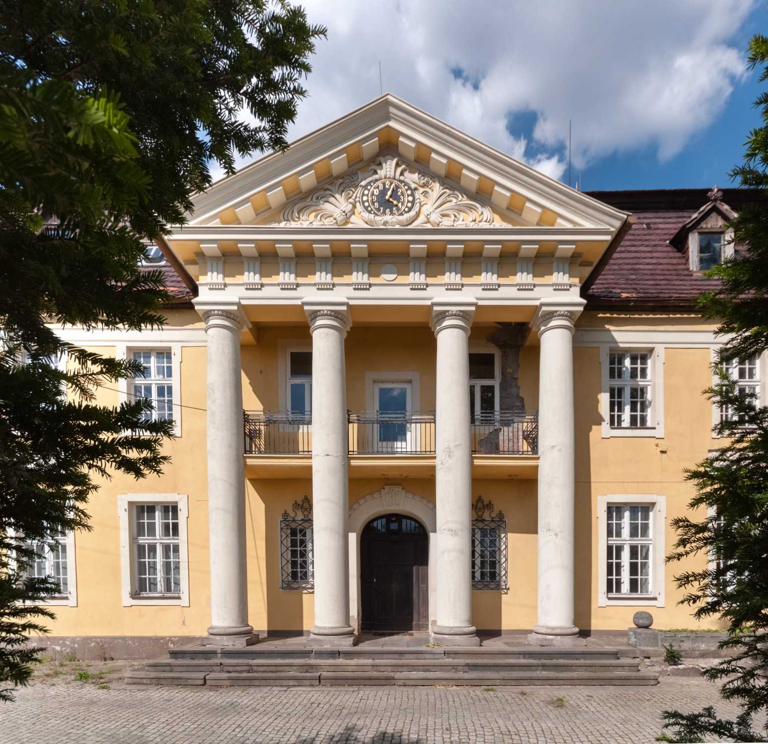 Billeder Stor herregård i Sachsen til salg, nær Görlitz