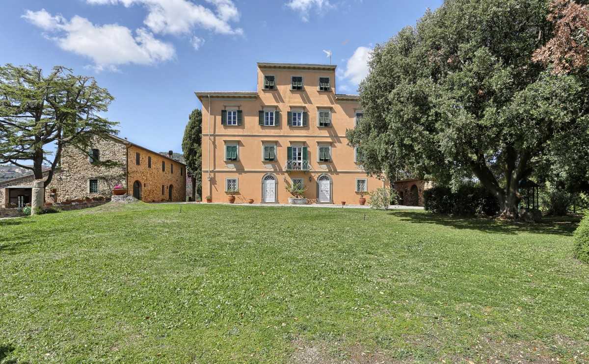 Bilder Tuscany villa from the 19th century with great sea view