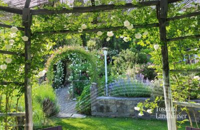 Landhuis te koop Gaiole in Chianti, Toscane:  RIF 3003 Gartenlaube