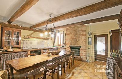 Lantgård till salu Sarteano, Toscana:  RIF 3005 Küche und Essbereich