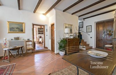 Lantligt hus till salu Sarteano, Toscana:  RIF 3009 Eingangsbereich