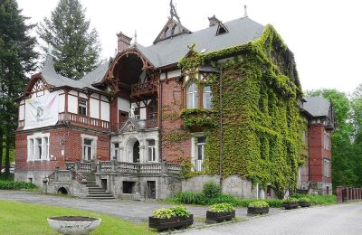 Historische villa te koop Kudowa-Zdrój, Zdrojowa 36, województwo dolnośląskie:  Zijaanzicht