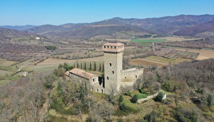 Burg te koop 06060 Pian di Marte, Umbria,  Italië