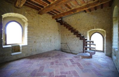 Burg te koop 06060 Pian di Marte, Torre D’Annibale, Umbria:  