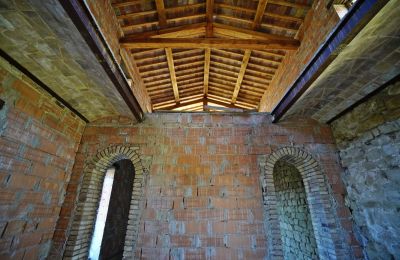 Burg te koop 06060 Pian di Marte, Torre D’Annibale, Umbria:  