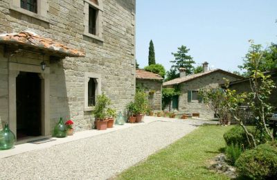 Herregård til salg Caprese Michelangelo, Toscana, Indgang
