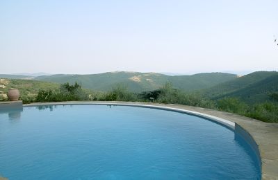 Kyrka till salu 06060 Lisciano Niccone, Umbria:  Pool