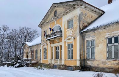 Herenhuis te koop Gatarta, Gatartas Muiža, Vidzeme:  Zijaanzicht