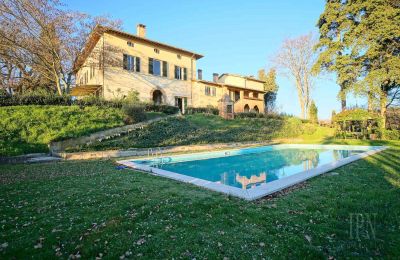 Historisk villa til salgs Città di Castello, Umbria:  Basseng