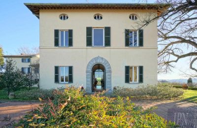 Historische villa te koop Città di Castello, Umbria:  Vooraanzicht