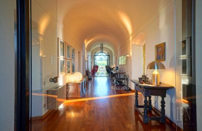 Historisk villa til salg Città di Castello, Umbria, Gang