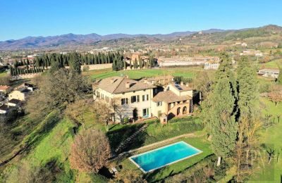 Historische villa te koop Città di Castello, Umbria:  Buitenaanzicht