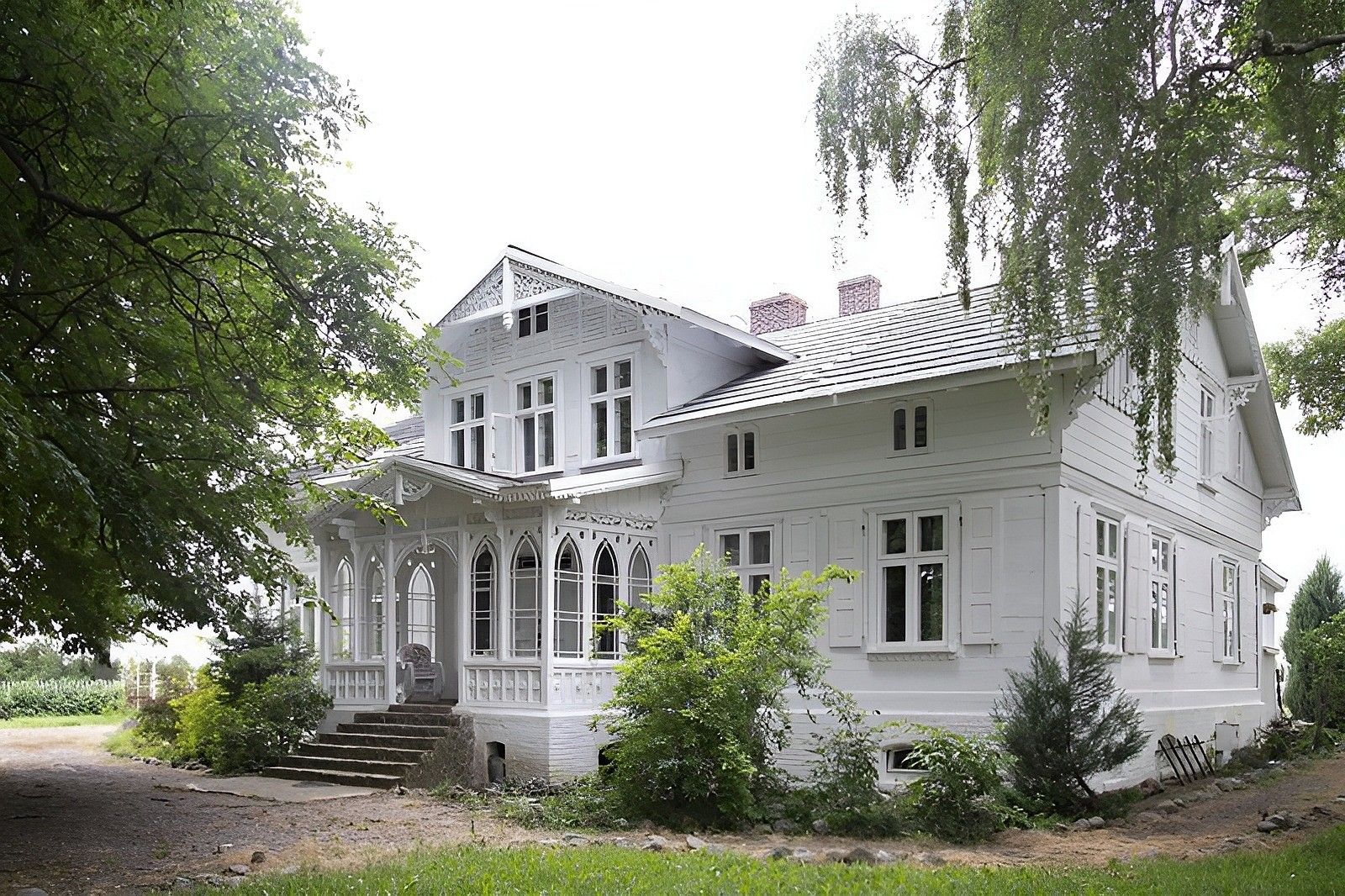 Billeder Sjælden herregård i træ nær Malbork, Pommern