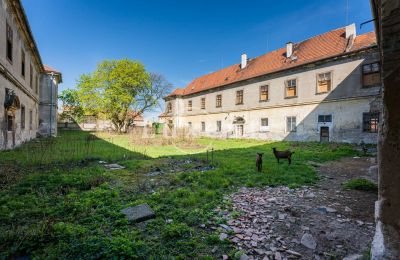 Kasteel te koop Cítoliby, Zamek Cítoliby, Ústecký kraj:  