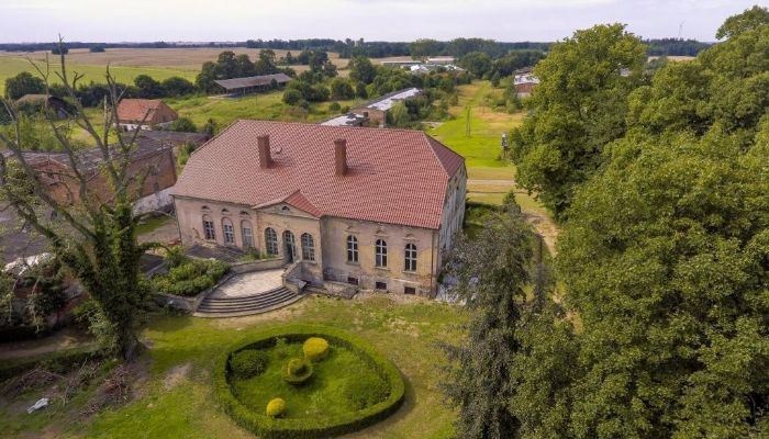 Kasteel te koop Przybysław, województwo zachodniopomorskie,  Polen