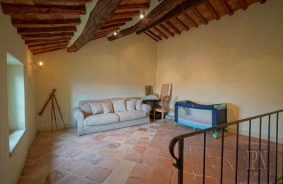 Lantgård till salu Città di Castello, Umbria, Bild 38/48
