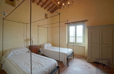 Lantgård till salu Città di Castello, Umbria, Bild 40/48