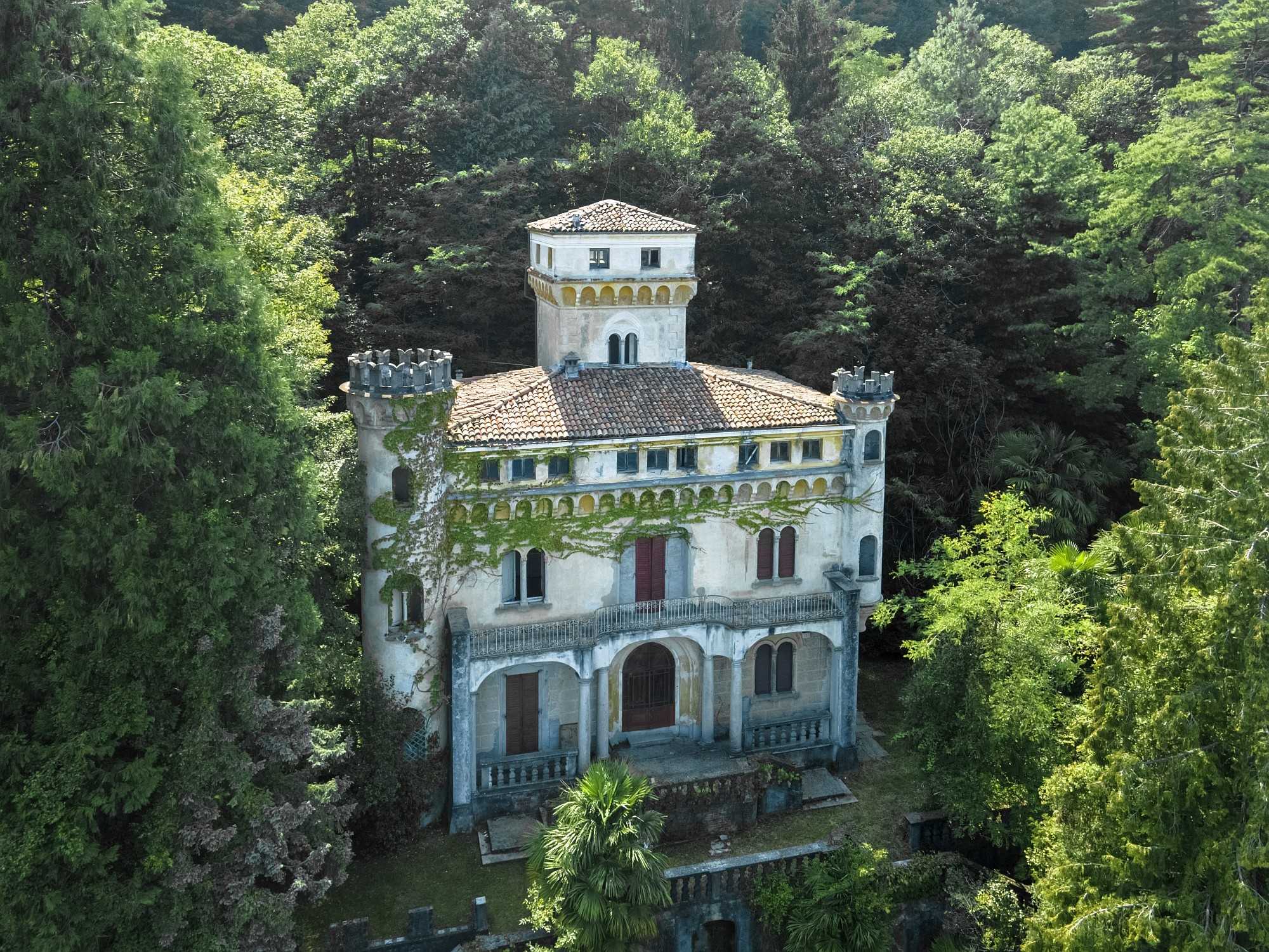 Billeder Berømt villa ved Lago Maggiore i Stresa