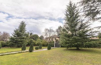 Historisk villa til salg 28040 Lesa, Piemonte, Have