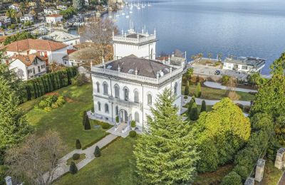 Historisk villa til salg 28040 Lesa, Piemonte, Dronefoto