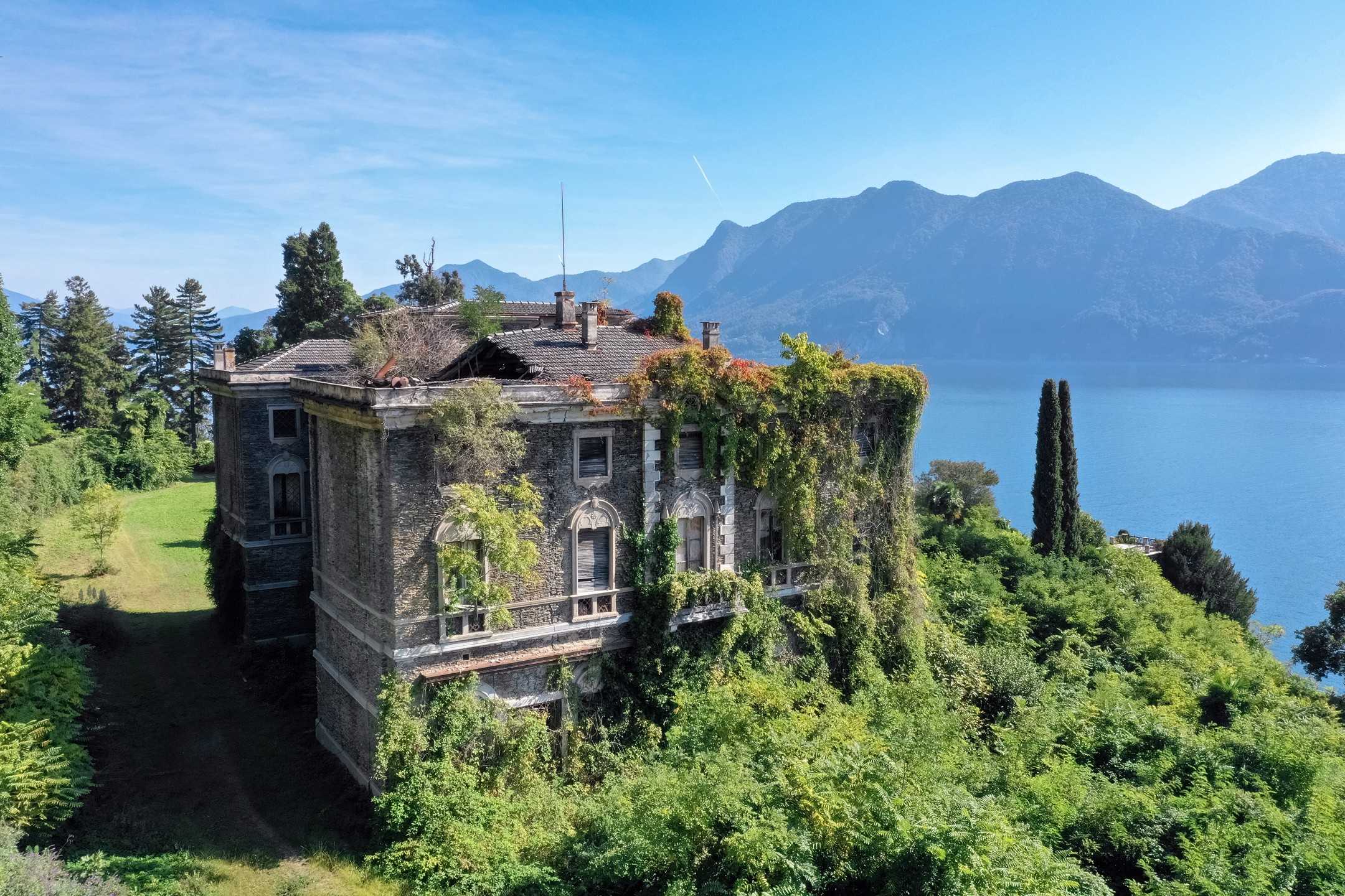 Images Unieke eigendom met historische villa aan het Lago Maggiore
