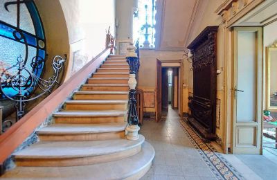 Historische Villa kaufen Golasecca, Lombardei:  Treppe