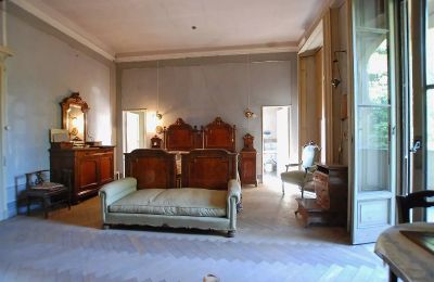 Historische Villa kaufen Golasecca, Lombardei:  Schlafzimmer