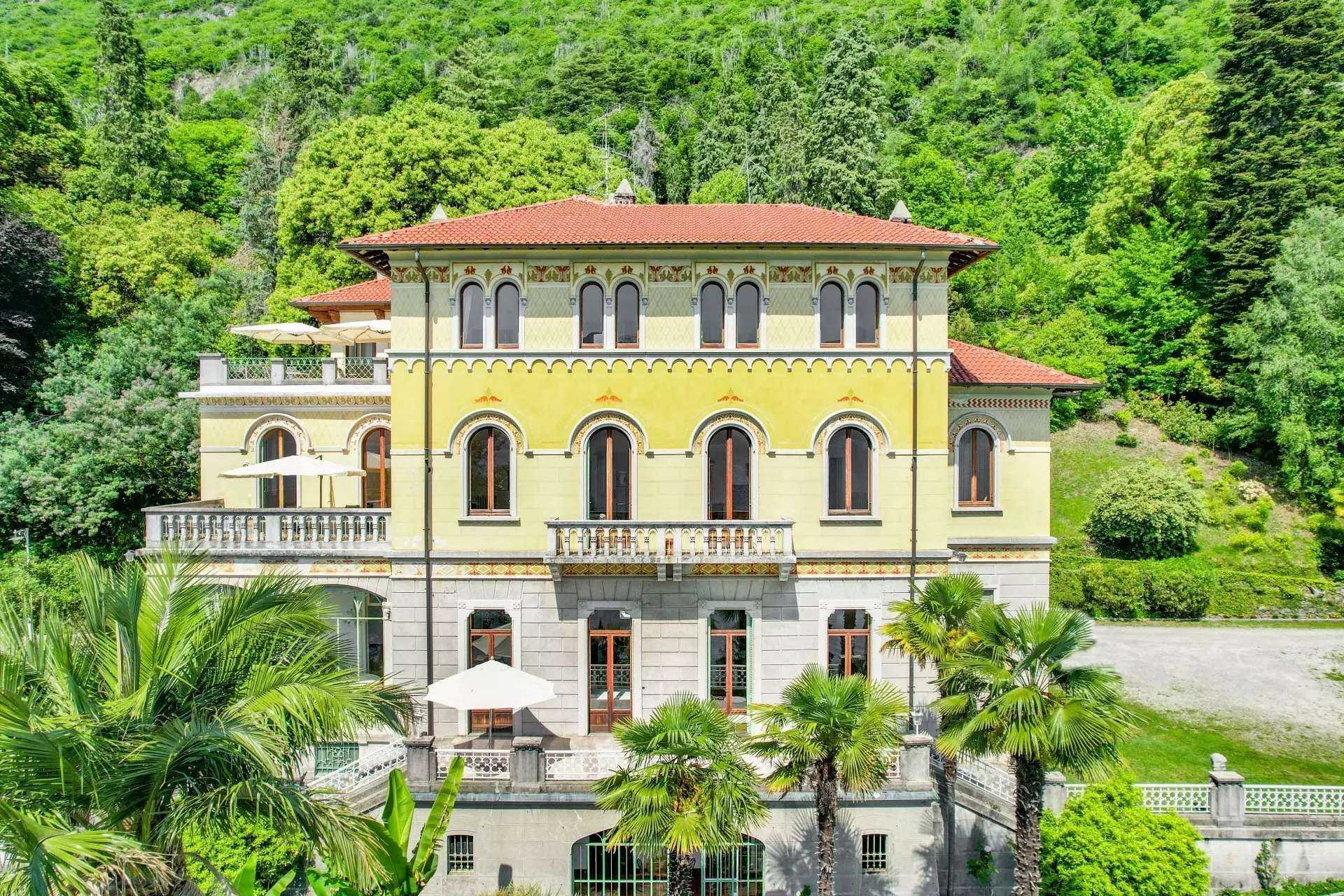 Images Verkoop luxe villa in Ghiffa aan het Lago Maggiore