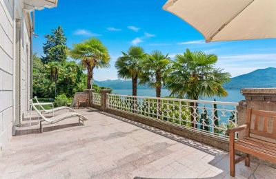 Historisk villa købe 28823 Ghiffa, Villa Volpi, Piemonte:  Terrasse