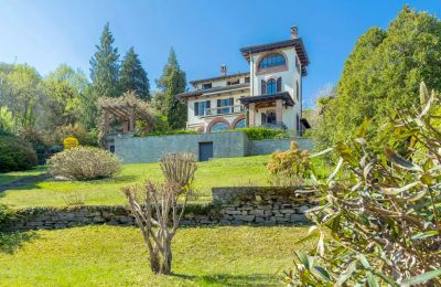 Historische villa te koop 28838 Stresa, Piemonte:  