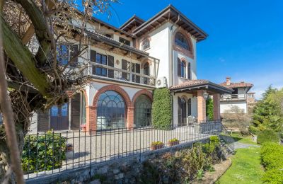 Historische Villa kaufen 28838 Stresa, Piemont:  Terrasse