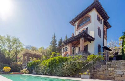 Historische villa te koop 28838 Stresa, Piemonte:  