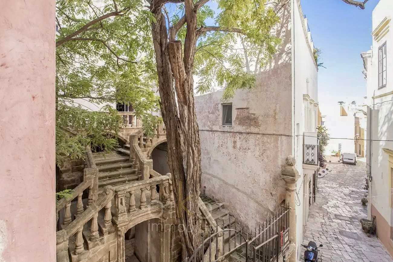 Billeder Stilfuldt byhus i Gallipoli på Salento