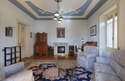 Historisk villa till salu Verbano-Cusio-Ossola, Suna, Piemonte:  Interiör 1