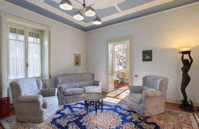 Historische villa te koop Verbano-Cusio-Ossola, Suna, Piemonte:  