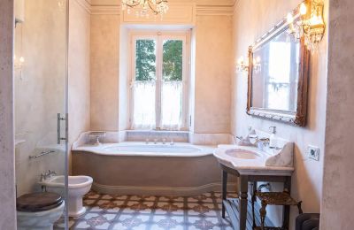 Historisk villa til salg Cannobio, Piemonte, Badeværelse