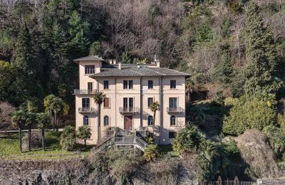 Historisk villa till salu Cannobio, Piemonte:  Framifrån