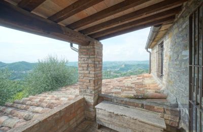 Landsted til salgs 06026 Pietralunga, Umbria, Terrasse