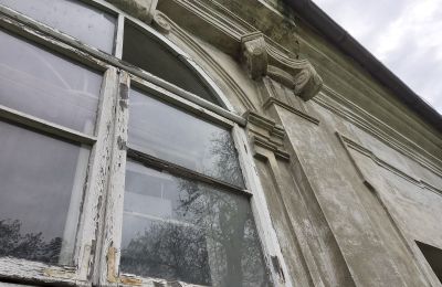 Slot til salgs Pisarzowice, województwo opolskie, Vinduer