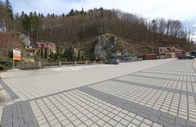 Historische Villa kaufen 72574 Bad Urach, Baden-Württemberg:  Parkplatz